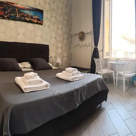 Napoli Ruggiero'S Apartament Exterior photo